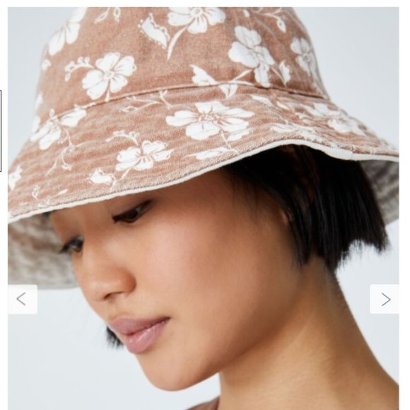 Accessories - 6 Hr SALE🔴 Wide Brim Bucket Hat Round Sun MSRP was $30.oo